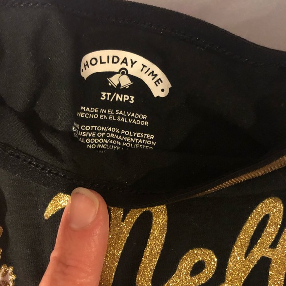 Long sleeved holiday shirt - Picture 3 of 4